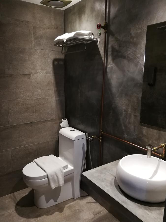 The Rise Room กัวลาตรังกานู ภายนอก รูปภาพ Bathroom